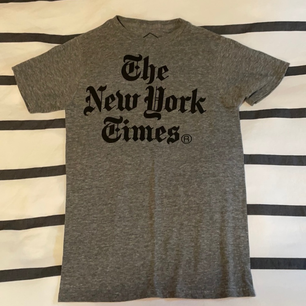 Soft New York Times tee shirt size small